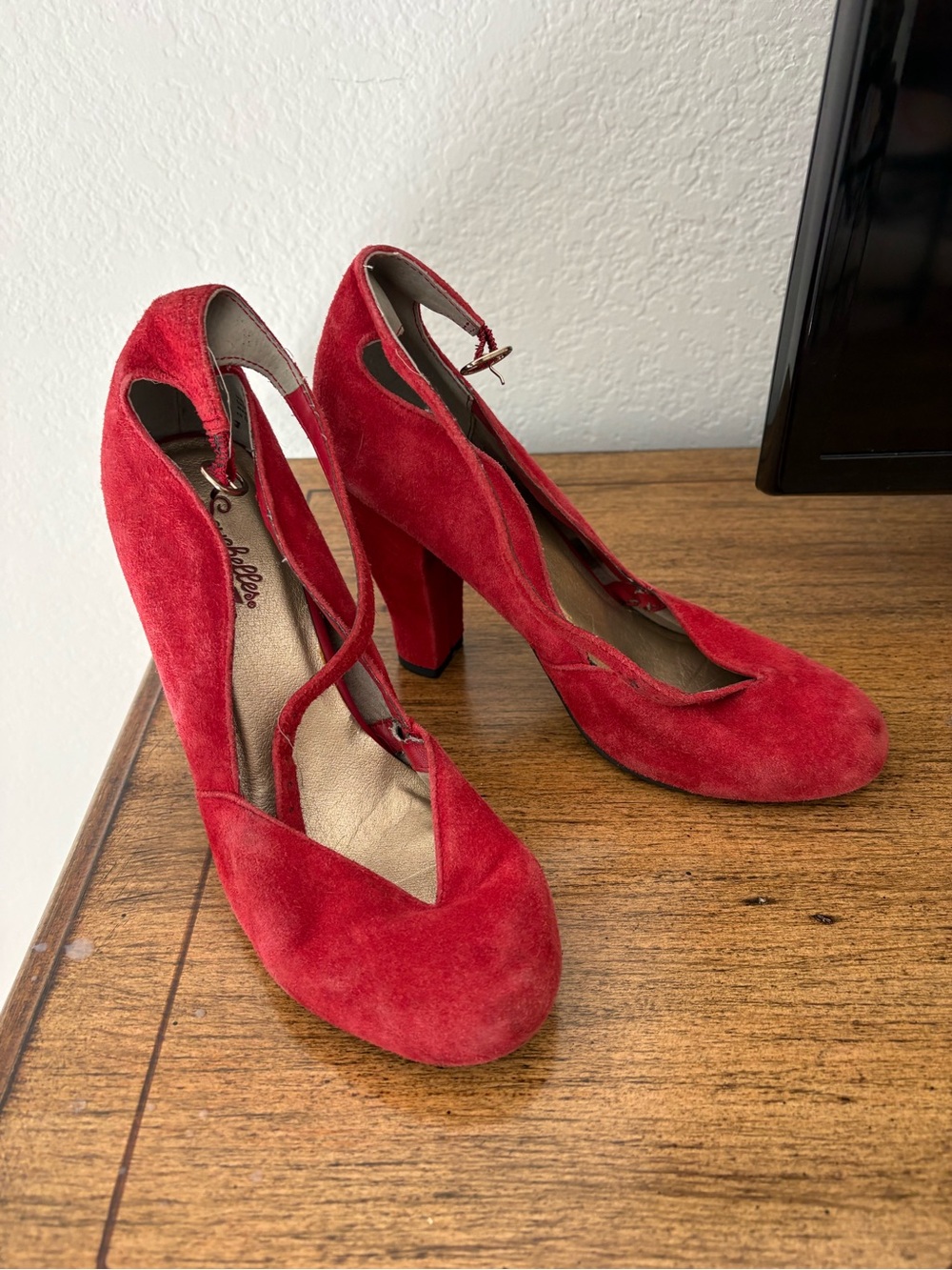 Seychelles Red Suede Cutout Block Heel Pumps
